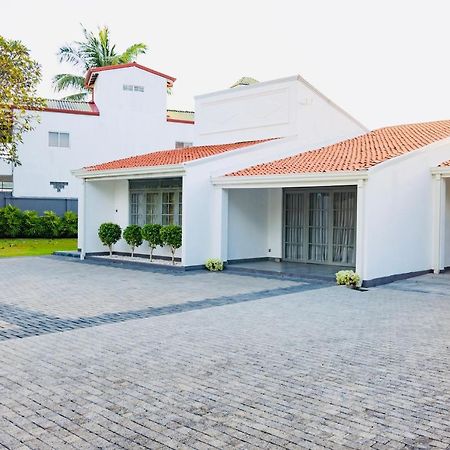 Bony'S Holiday Inn Negombo Exteriér fotografie