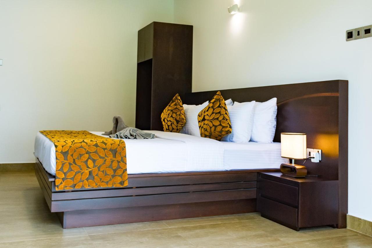 Bony'S Holiday Inn Negombo Exteriér fotografie